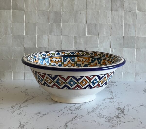 Lavabo en céramique fait main – Vasque artisanale marocaine bleue au design organique (42 cm x H 15 cm, 6,7 kg) – Image 5