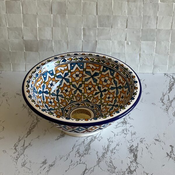 Lavabo en céramique fait main – Vasque artisanale marocaine bleue au design organique (42 cm x H 15 cm, 6,7 kg) – Image 6